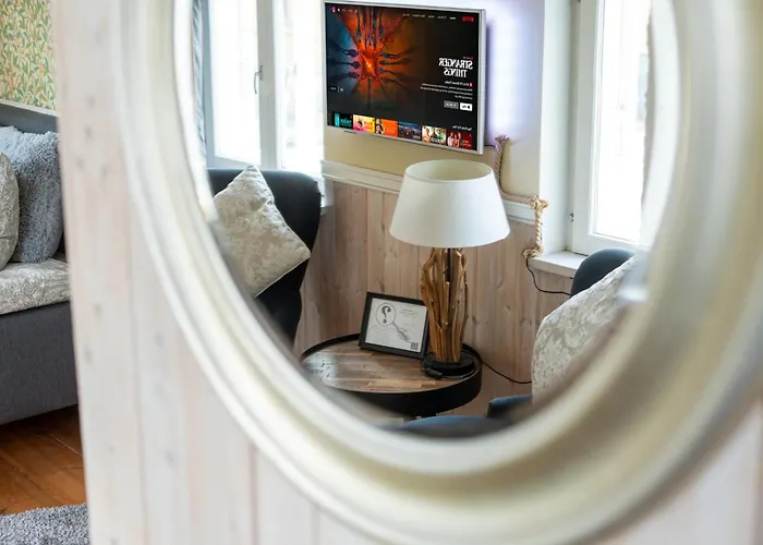 Апартаменты Garden Next To Telliskivi & Old Town Таллин